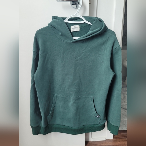 Azur Fit Hoodie in Varsity - Picture 2 of 5